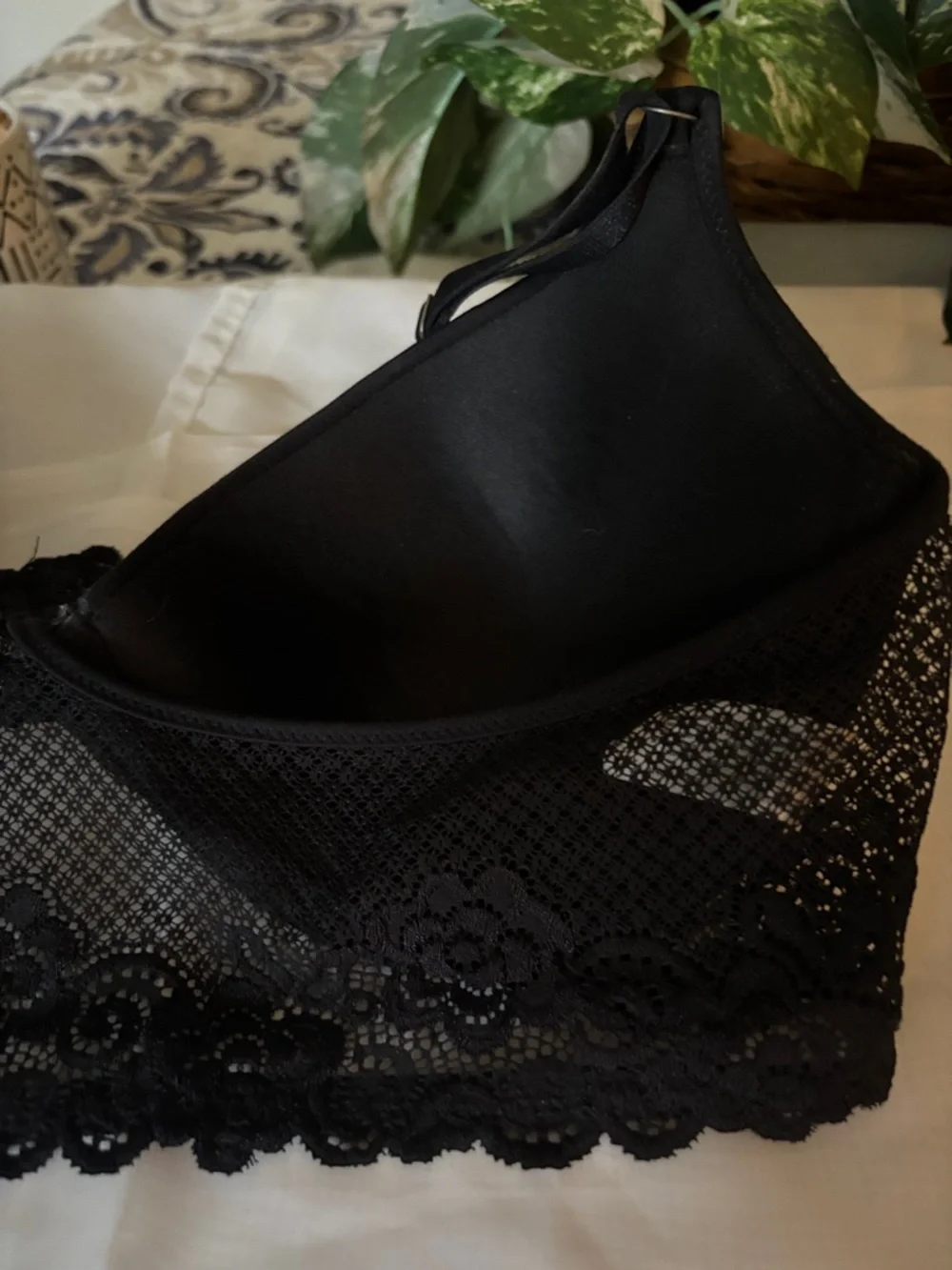 Maidenform Black & Vassarette Leopard Print Bras 38C